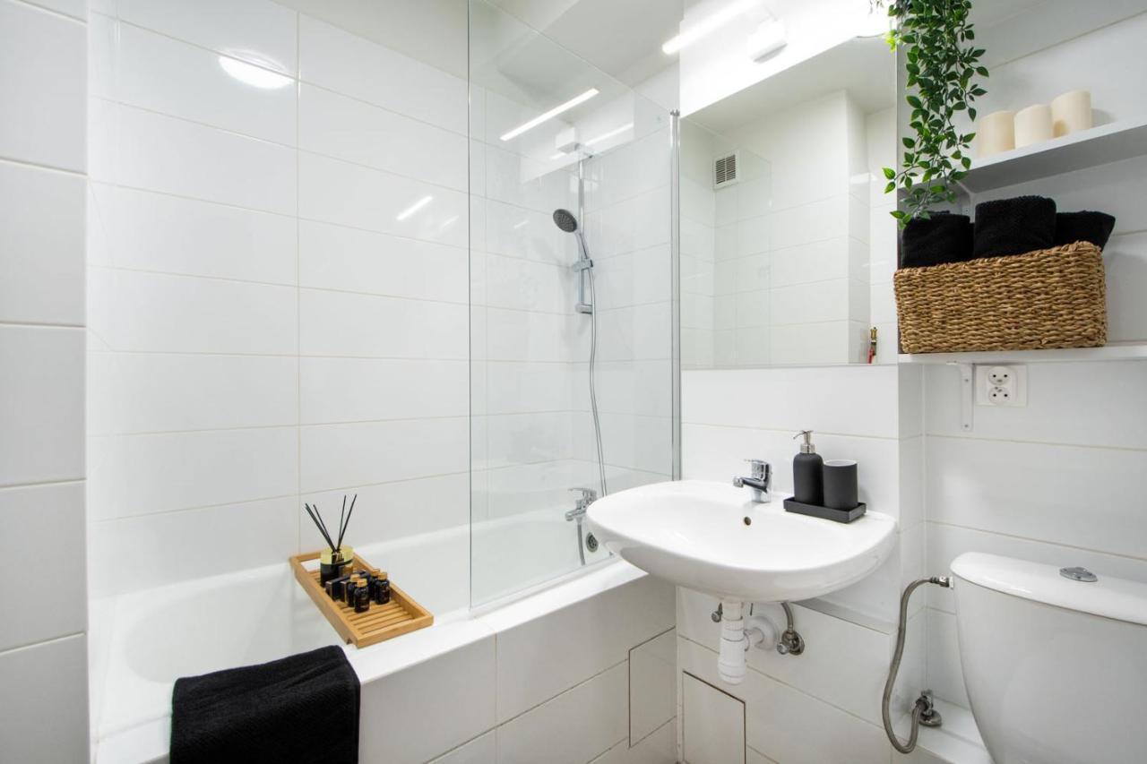 Apartments Centre By Arrenda Warsaw Ngoại thất bức ảnh